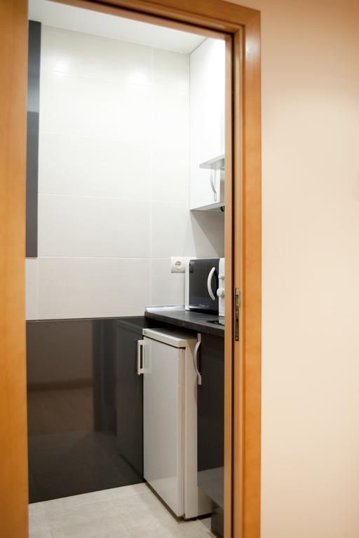 Apartamentos Sabinas Zaragoza Centro Δωμάτιο φωτογραφία