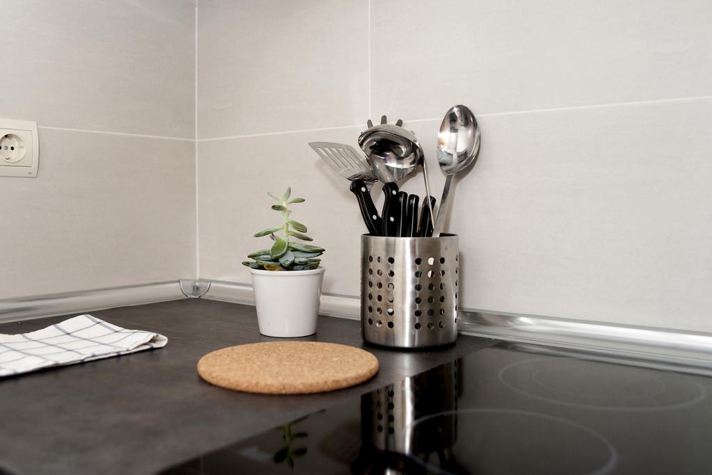 Apartamentos Sabinas Zaragoza Centro Δωμάτιο φωτογραφία